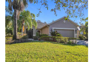 100 VIZCAYA COURT, KISSIMMEE, FL 34759 Sold 01/31/25
