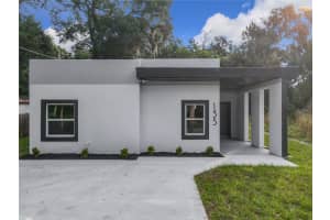 135 CHANDLER AVENUE, DELAND, FL 32724 Sold 07/14/25