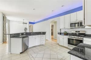 805 VIA BIANCA DRIVE, DAVENPORT, FL 33896 Sold 06/20/25