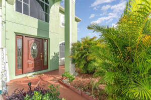 633 ELBRIDGE DRIVE, KISSIMMEE, FL 34758 Sold 05/07/25