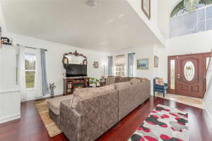 633 ELBRIDGE DRIVE, KISSIMMEE, FL 34758 Sold 05/07/25