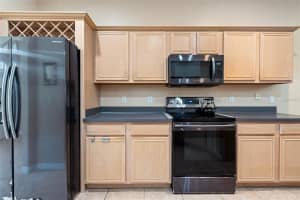 2806 EAGLE CLAW COURT, KISSIMMEE, FL 34746 Sold 03/28/25