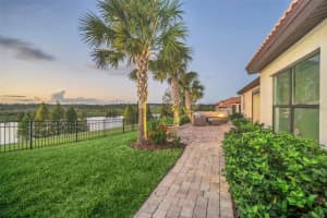 4026 SUNSET LAKE DRIVE, LAKELAND, FL 33810 Sold 03/31/25