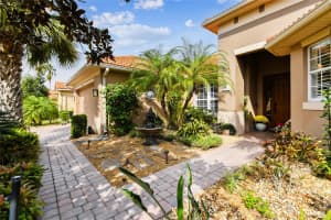 561 SIENNA DR, POINCIANA, FL 34759 Sold 07/11/25