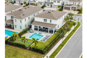 352 AUBURN AVENUE, KISSIMMEE, FL 34747 Sold 12/23/24