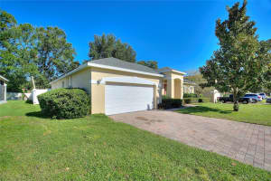 2521 LAUREL BLOSSOM CIRCLE, OCOEE, FL 34761 Sold 04/25/25