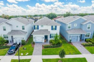 1648 MOON VALLEY, DAVENPORT, FL 33896 Sold 03/25/25