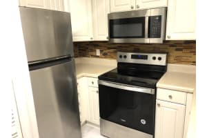 8846 CORAL PALMS COURT, KISSIMMEE, FL 34747 - MLS#MFRS5116408