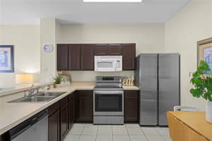 2545 RENSHAW STREET, KISSIMMEE, FL 34747 Sold 01/25/25