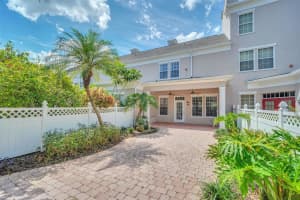 537 CAMPUS STREET, CELEBRATION, FL 34747 Sold 02/24/25