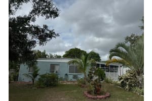116 S 4th St, HAINES CITY