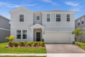 4141 Lana Ave, DAVENPORT