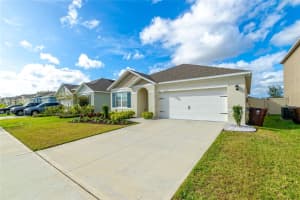 527 NOBLE AVENUE, DAVENPORT, FL 33837 - MLS#MFRS5117047
