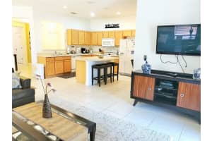 400 LAS FUENTES DRIVE, KISSIMMEE, FL 34746 Sold 03/13/25