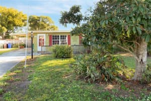1009 MONTANA AVENUE, SAINT CLOUD, FL 34769 Sold 03/19/25