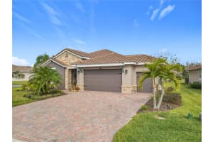 681 SAN JOAQUIN RD, POINCIANA, FL 34759 Sold 06/27/25
