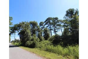 1245 7TH AVENUE, DELAND, FL 32724 Sold 02/06/25