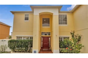 356 AYLESBURY COURT, KISSIMMEE, FL 34758 Sold 04/21/25