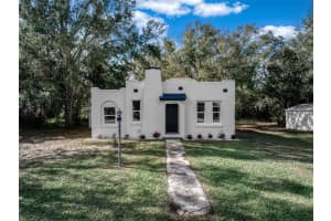 2417 GARDENVIEW ROAD, SEBRING, FL 33870 Sold 04/28/25