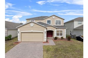 256 Lancaster Dr, DAVENPORT
