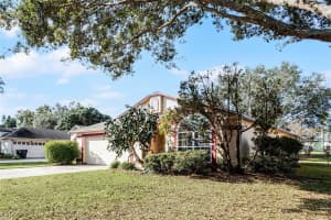 5137 MARTINIQUE DRIVE, LAKELAND, FL 33812 Sold 02/14/25