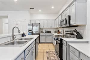 384 ORANGE COSMOS BOULEVARD, DAVENPORT, FL 33837 - MLS#MFRS5118264