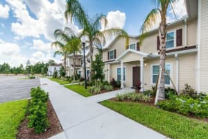 8906 Shine Dr, KISSIMMEE
