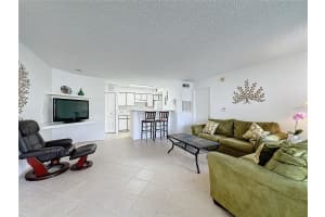 4105 TROPICAL ISLE BLVD #216, KISSIMMEE, FL 34741 - MLS#MFRS5118289