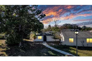 7429 VILLAS OAK COURT, ORLANDO, FL 32835 Sold 05/16/25