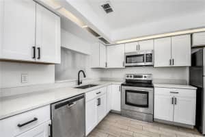 4400 LAKE ORLANDO PARKWAY, ORLANDO, FL 32808 Sold 03/07/25