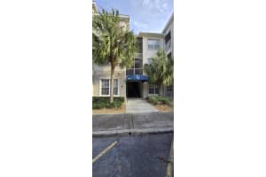 3001 LAUREL PARK LANE, KISSIMMEE, FL 34741 Sold 02/25/25