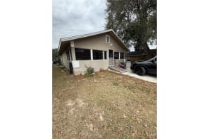 704 N 8th St, HAINES CITY