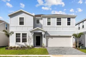 2190 Lelani Cir, DAVENPORT