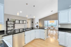 554 YORKSHIRE DRIVE, OVIEDO, FL 32765 Sold 03/03/25