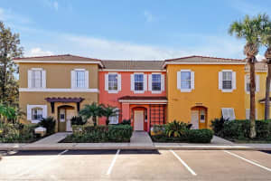 8552 CRYSTAL COVE LOOP, KISSIMMEE, FL 34747 Sold 05/01/25