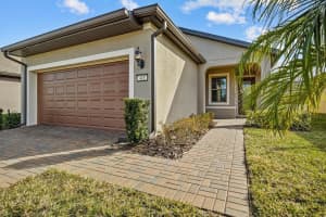 418 TORTOSA COURT, DAVENPORT, FL 33837 Sold 04/04/25