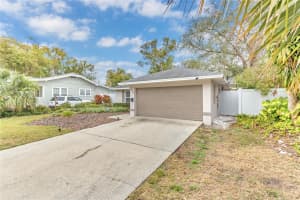 125 YOUNG PLACE, LAKELAND, FL 33803 Sold 03/08/25