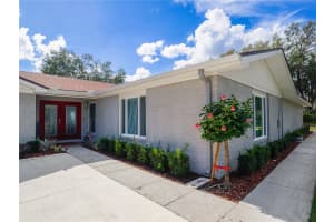123 LAKEVIEW DRIVE, AUBURNDALE, FL 33823 Sold 07/23/25