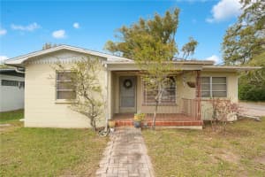 900 DELAWARE AVENUE, ST CLOUD, FL 34769 Sold 05/23/25
