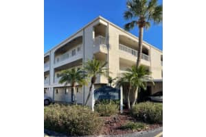 215 VALENCIA BOULEVARD, BELLEAIR BLUFFS, FL 33770 Sold 08/14/25