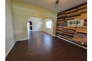 713 ILLINOIS AVENUE, ST CLOUD, FL 34769 Sold 04/04/25