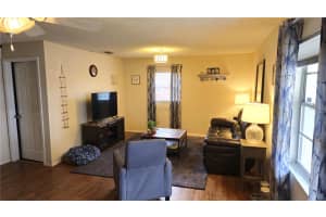911 KERRY BOULEVARD, WINTER HAVEN, FL 33880 Sold 03/31/25