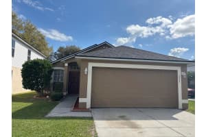 2327 WHISPERING TRAILS PLACE, WINTER HAVEN, FL 33884 Sold 04/11/25