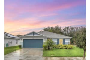 1877 RIVER CREST AVENUE, ST CLOUD, FL 34771 - MLS#MFRS5121293