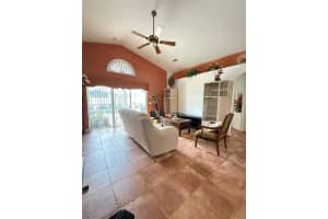 153 CAMBRIDGE AVENUE, DAVENPORT, FL 33896 Sold 08/07/25