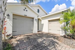 309 VESTRELLA DRIVE, POINCIANA, FL 34759 Sold 08/28/25