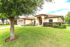 151 LAKE ARIETTA COURT, AUBURNDALE, FL 33823 Sold 04/21/25