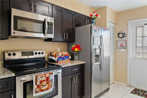 3112 ENCLAVE COURT, KISSIMMEE, FL 34746 Sold 05/08/25