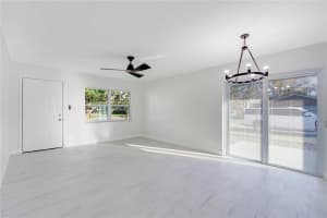 1522 KENTUCKY AVENUE, ST CLOUD, FL 34769 Sold 04/21/25
