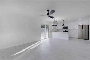 1522 KENTUCKY AVENUE, ST CLOUD, FL 34769 Sold 04/21/25